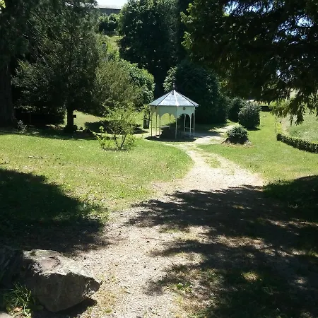 Bed & Breakfast Maison Du Chevalier Des Huttes - Table Et D'hotes Vic-sur-Cere